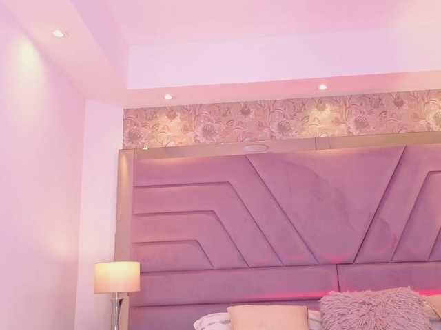 IvyRain, live now on BongaCams