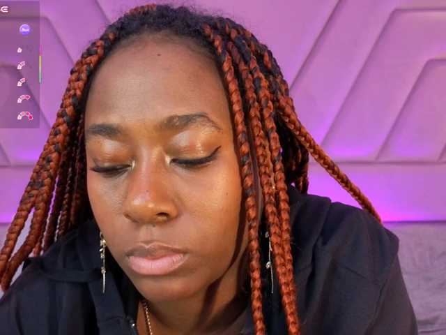 IvyRain live cam on BongaCams