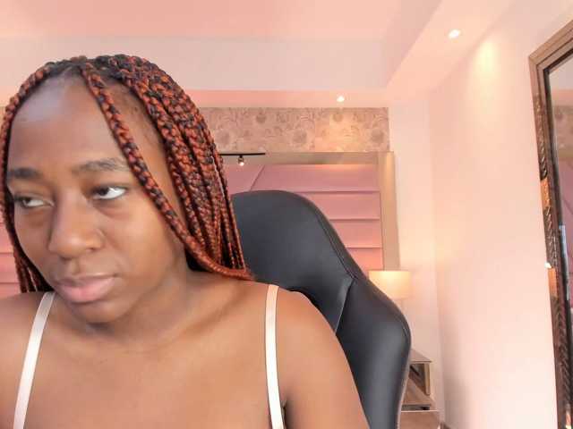IvyRain live cam on BongaCams