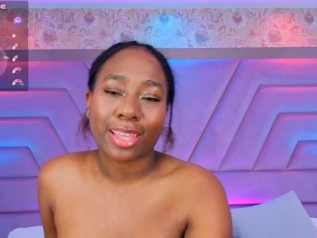 IvyRain live cam on BongaCams
