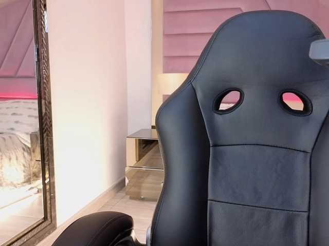 IvyRain live cam on BongaCams