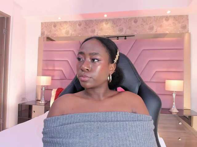 IvyRain live cam on BongaCams