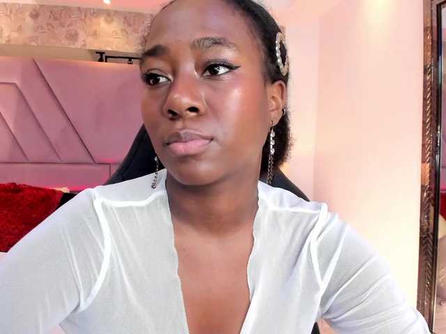 IvyRain live cam on BongaCams
