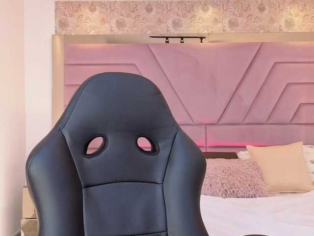 IvyRain live cam on BongaCams