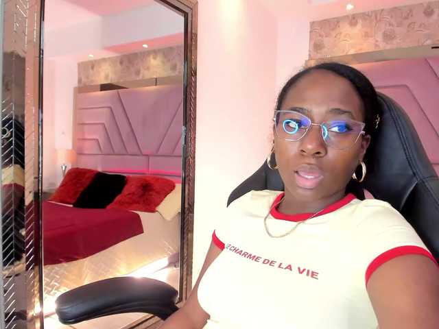 IvyRain live cam on BongaCams