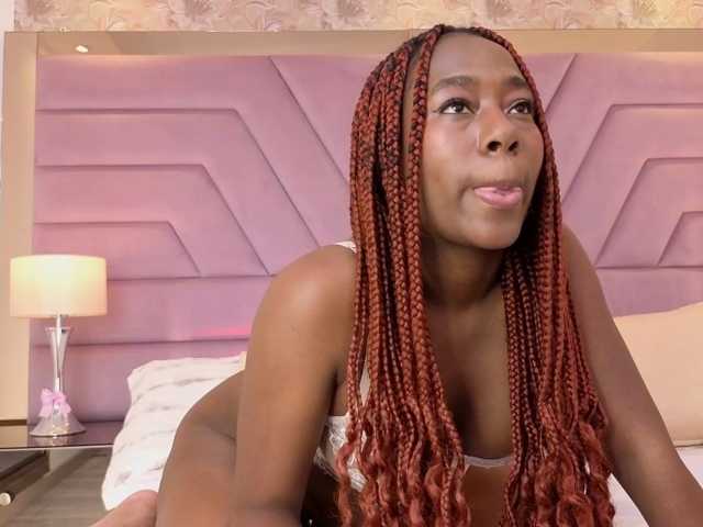 IvyRain live cam on BongaCams