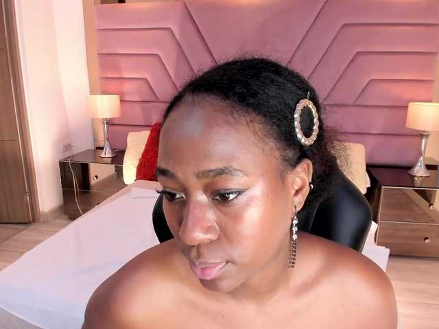 IvyRain live cam on BongaCams