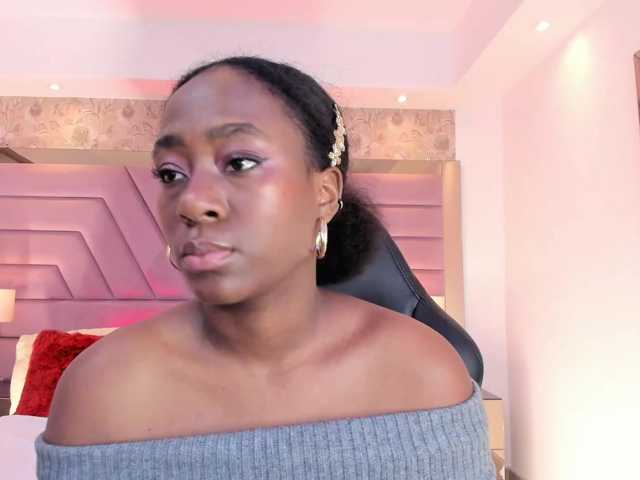 IvyRain live cam on BongaCams