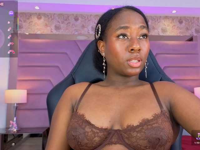 IvyRain live cam on BongaCams