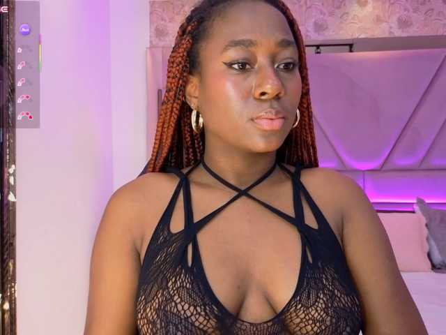 IvyRain live cam on BongaCams