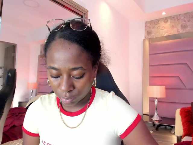 IvyRain live cam on BongaCams