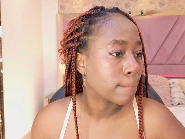 IvyRain live cam on BongaCams