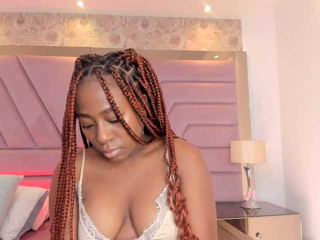 IvyRain live cam on BongaCams
