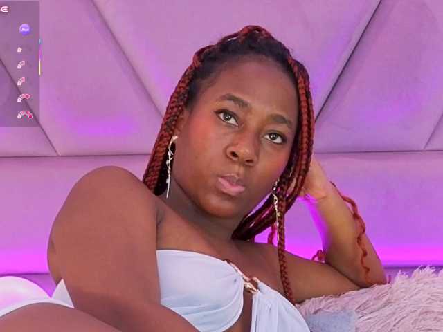 IvyRain live cam on BongaCams