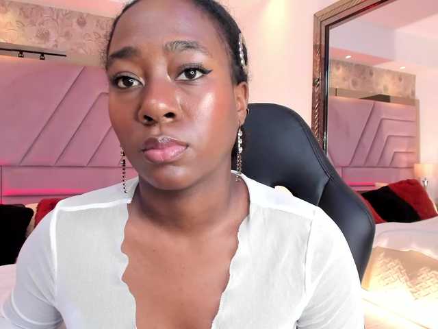 IvyRain live cam on BongaCams