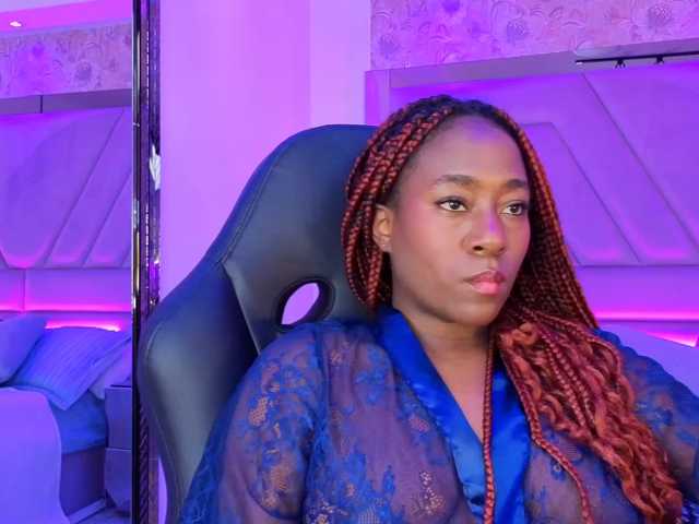IvyRain live cam on BongaCams