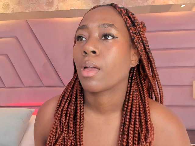 IvyRain live cam on BongaCams