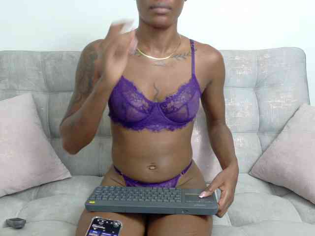 EmmaBell webcam