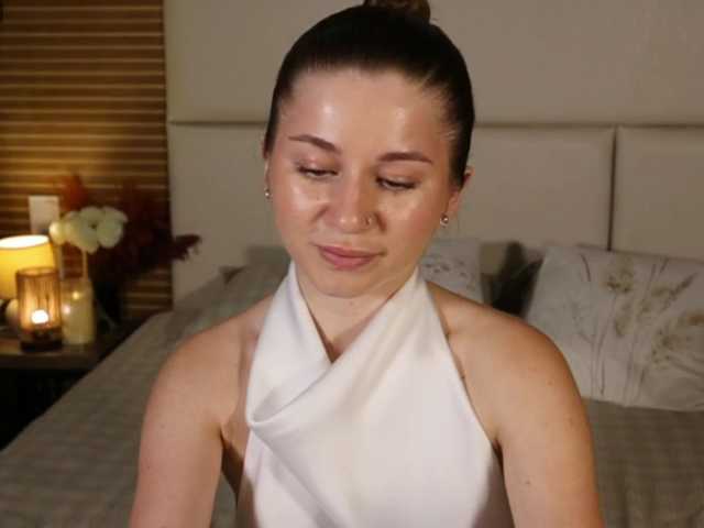 AliceBellamya live cam on BongaCams