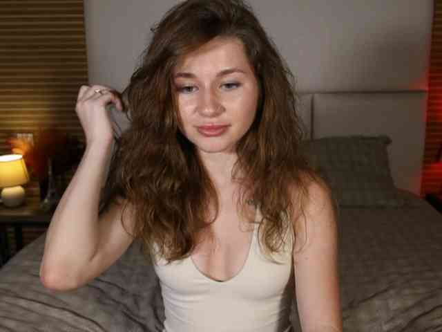 AliceBellamya webcam