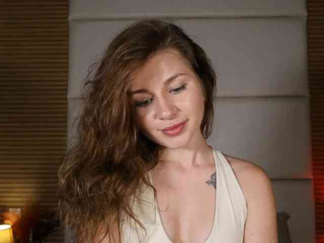 AliceBellamya webcam