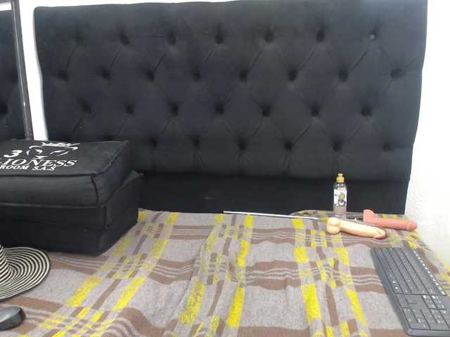 AFRODITA1152 live cam on BongaCams