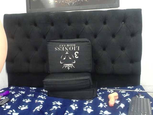 AFRODITA1152 live cam on BongaCams