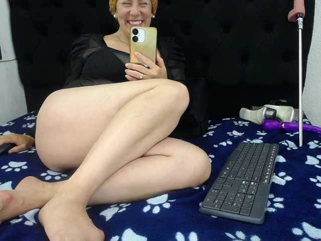 AFRODITA1152 live cam on BongaCams