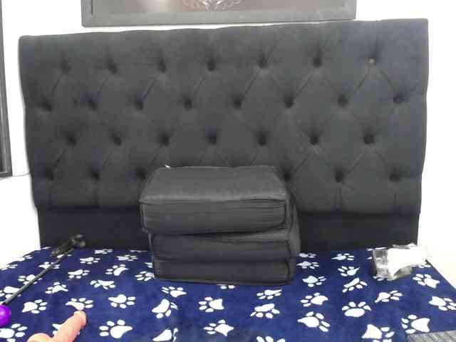 AFRODITA1152 live female cam on bongacams