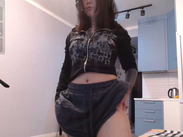your-ghoulz live cam on BongaCams