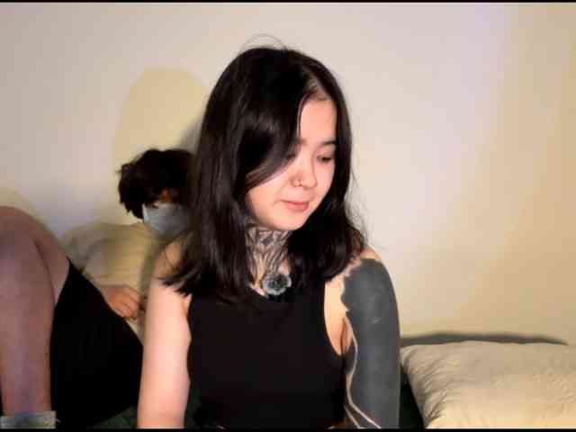 your-ghoulz webcam
