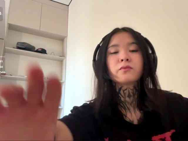 your-ghoulz webcam