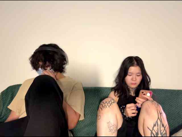your-ghoulz webcam