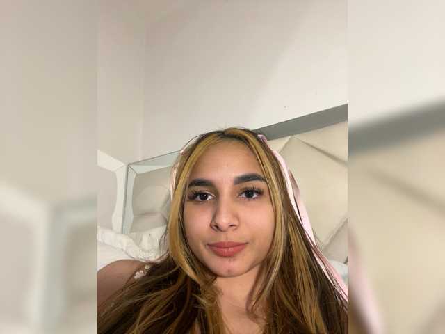 Elysbabys live cam preview