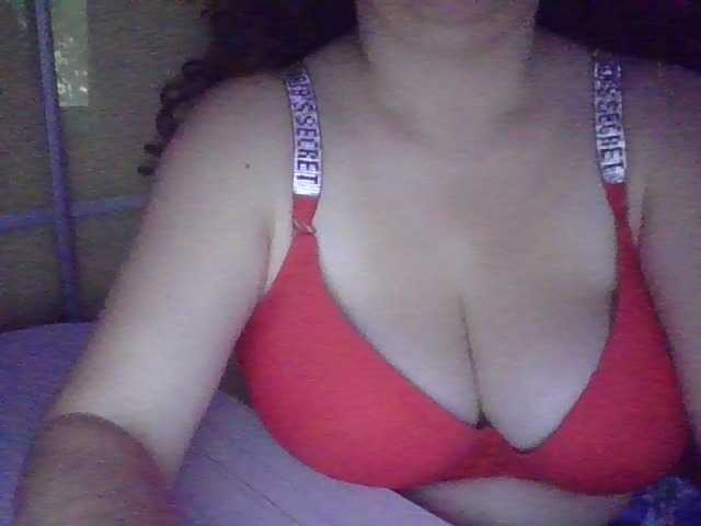 BigboobsM live cam preview