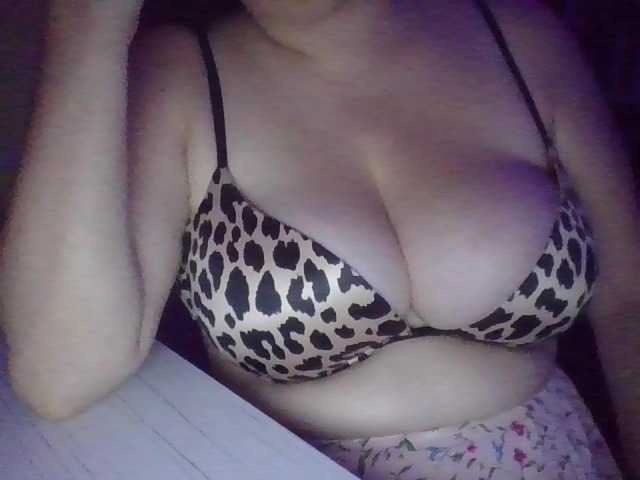 Marshaa, en vivo ahora en BongaCams