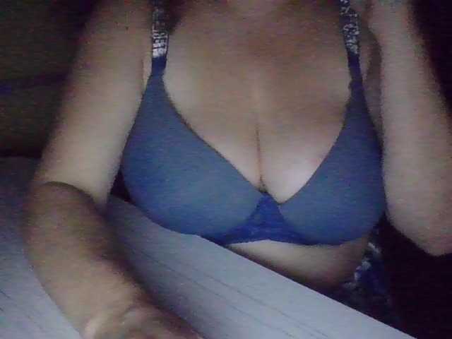 BigboobsM webcam