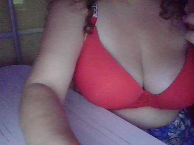 BigboobsM live cam preview