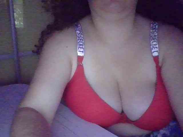 BigboobsM webcam