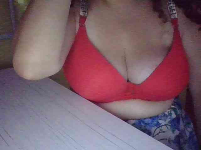 BigboobsM webcam