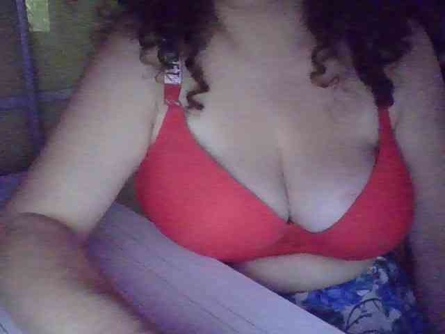 BigboobsM webcam
