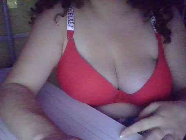 BigboobsM webcam