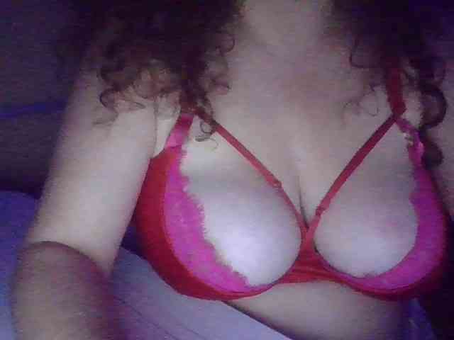 BigboobsM webcam