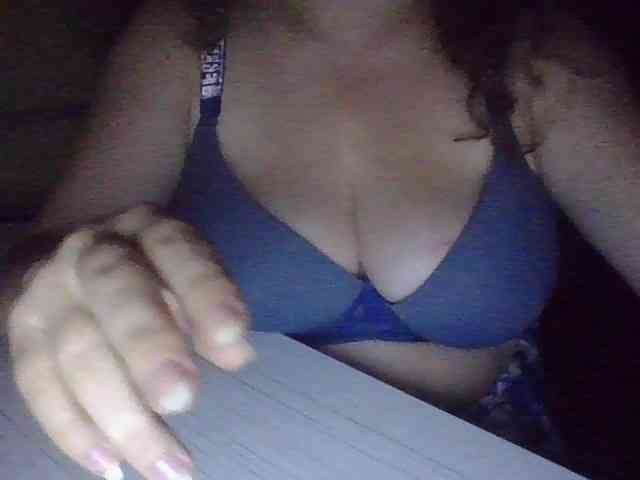 BigboobsM webcam
