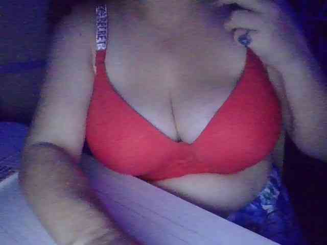 BigboobsM webcam