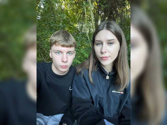 13kissme13 live cam on BongaCams