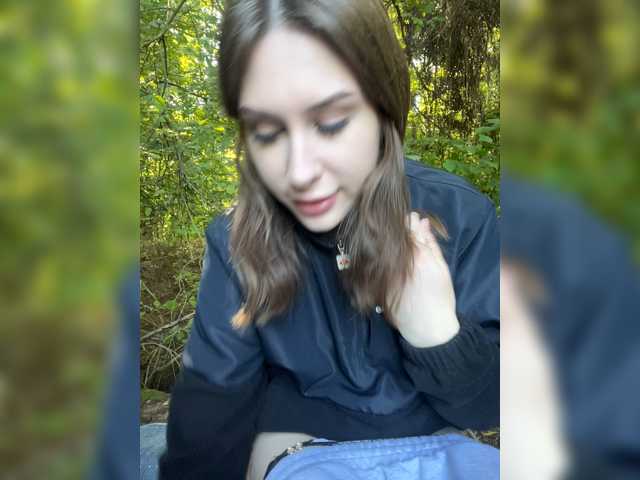 13kissme13 — live couple cam