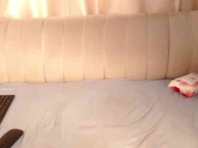 Curvyluxe20 webcam