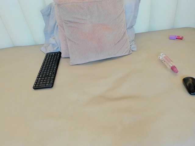 lulufuller live cam on BongaCams