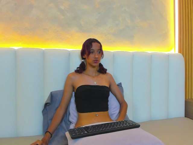 lulufuller live cam on BongaCams